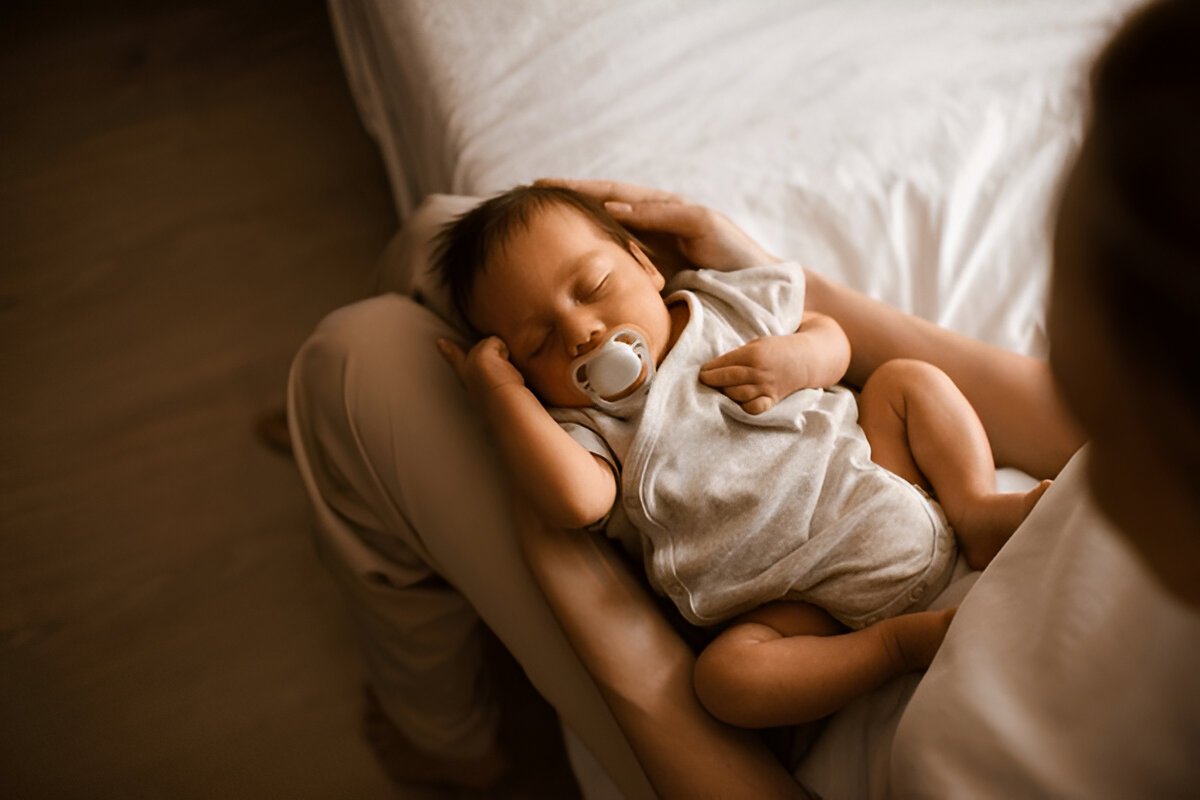 The First Month: Newborn Stage in Growth and Development of Infant