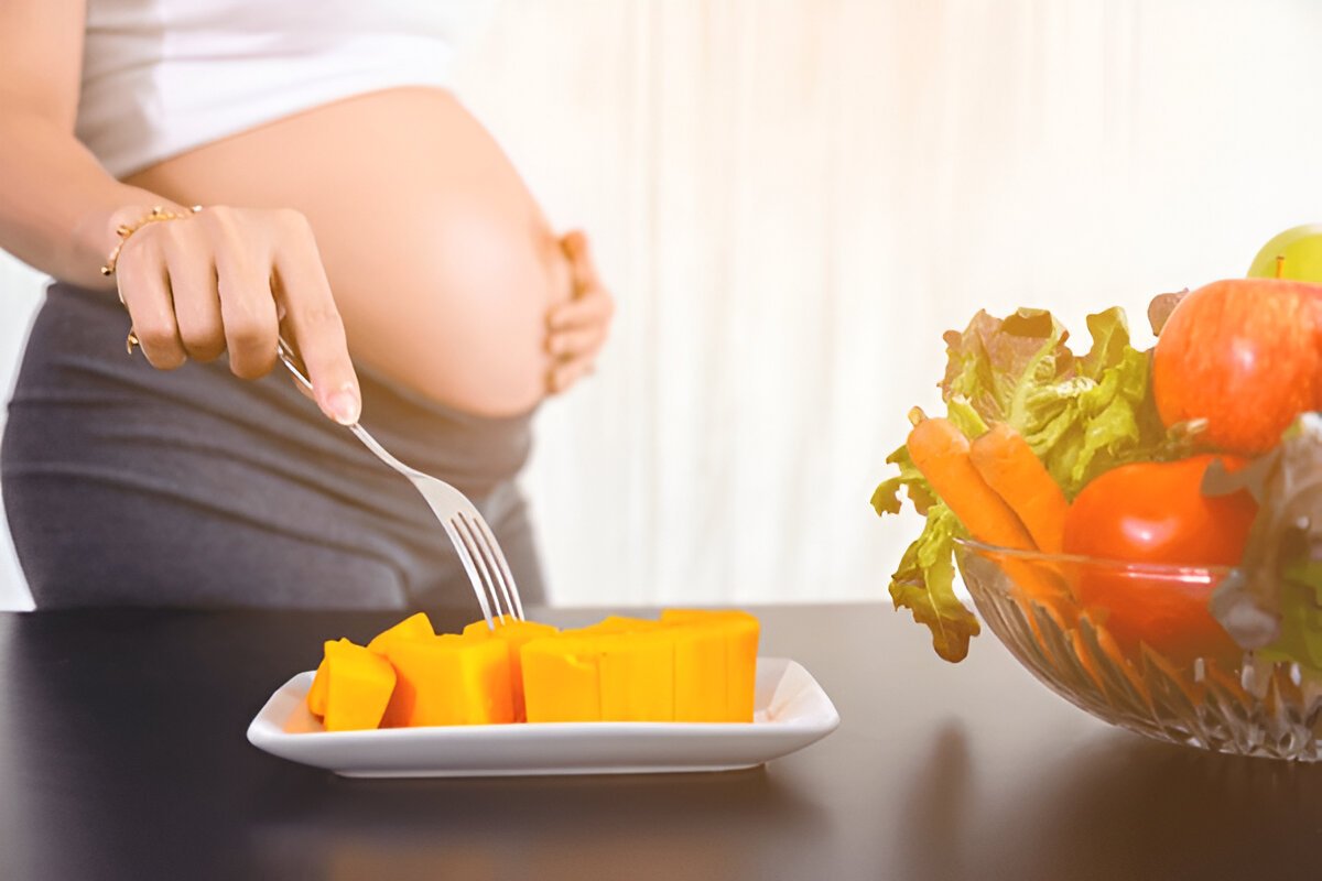 Can Papaya Cause Miscarriage in Early Pregnancy?